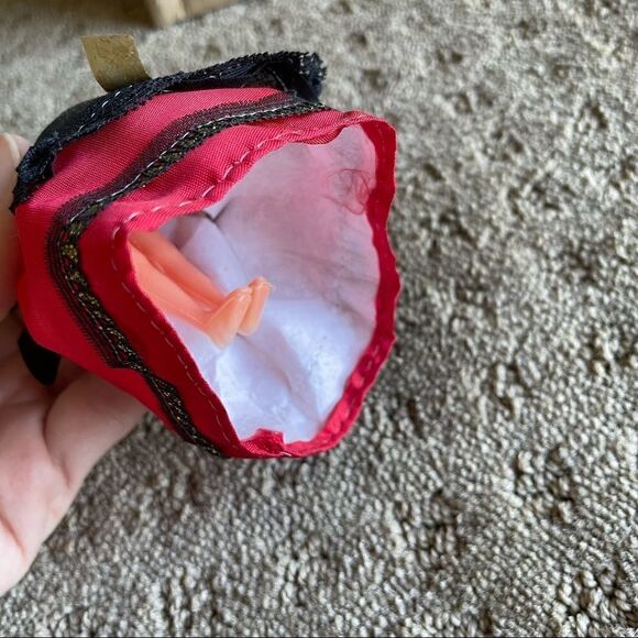 Vintage French Costume Doll from the Town of  Guérande/ Loire Atlantique - Picture 6 of 7